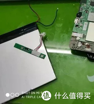 动手达人的“作死”之路：魔改一个6000mAh 电池的Kindle