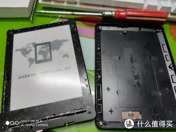 动手达人的“作死”之路：魔改一个6000mAh 电池的Kindle