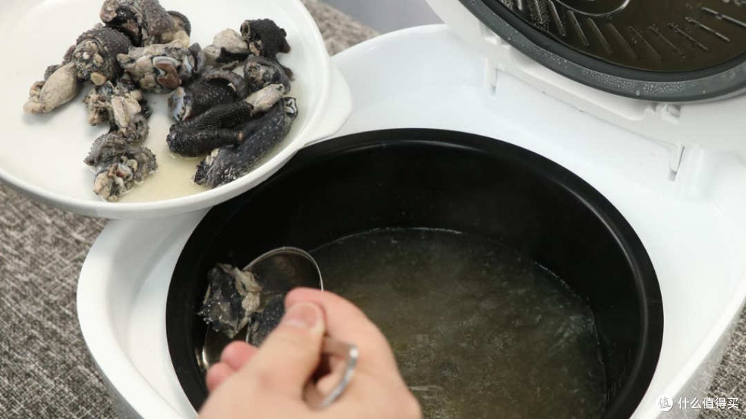 用上TOKIT IH智能家用电饭煲,懒人也能煮靓汤!