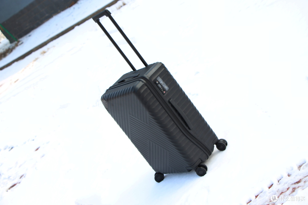 舒提啦24寸抗摔旅行箱·3轴承密封万向轮·移动的家更要安全守护