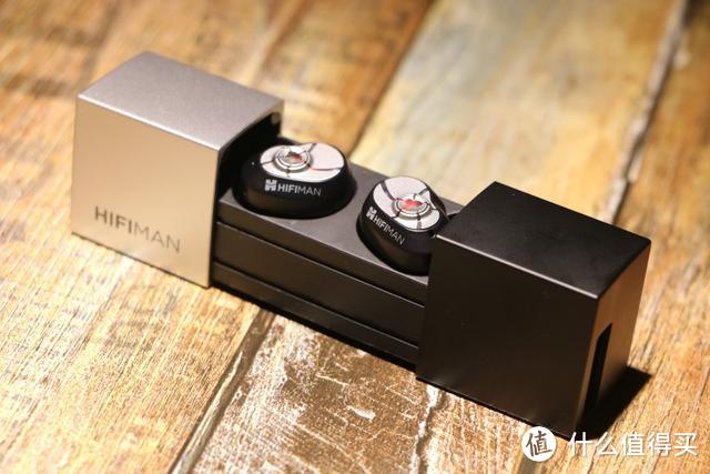 2020年真无线蓝牙耳机推荐:HIFIMAN醇香音质TWS600A年轻人的时尚