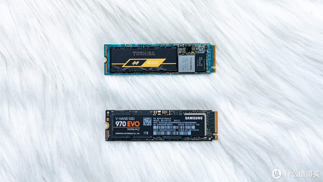 1TB NVMe高端固态硬盘哪家强？东芝 RD500 vs 三星 970 EVO