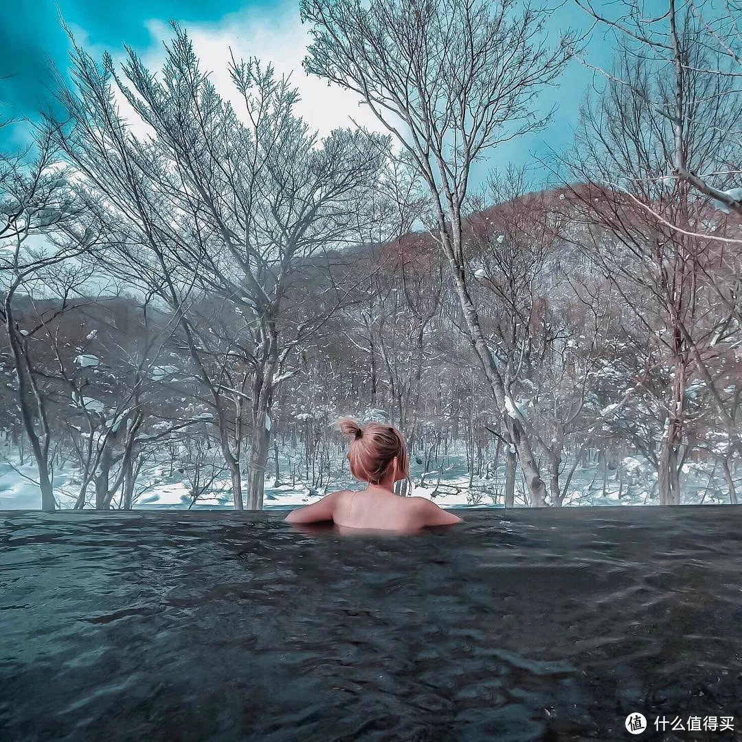 推荐一个冬天去日本刷三年多次签的好地方，雪景温泉一点不输北海道