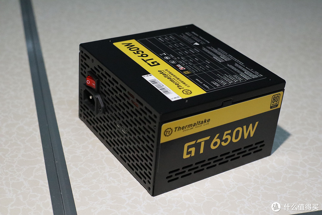 实用至上、金牌认证，曜越Tt GT 650W全模组电源装机体验与拆解