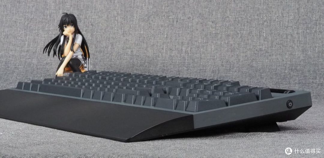 三模键盘,总有一种模式让你舒适 —— TT G821飞机家 三模机械键盘,书桌的梦想!