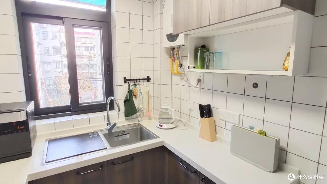 61㎡小户型,全屋深色秒杀寡淡北欧风