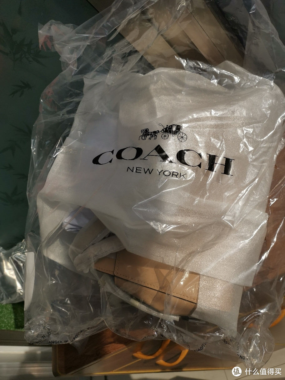 不到550元海淘coach parker女包开箱