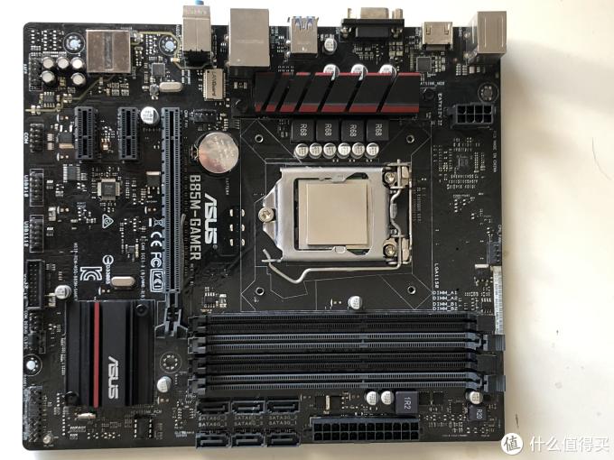 主板选用的是华硕b85m-gamer