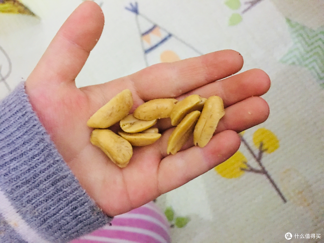 跟着大妈囤年货 国民零食洽洽瓜子花生