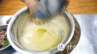 【春节特辑】王刚教你:年菜之“炸酥肉”的家常做法,年菜的桌上又多一道菜