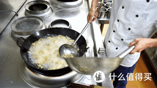 【春节特辑】王刚教你:年菜之“炸酥肉”的家常做法,年菜的桌上又多一道菜
