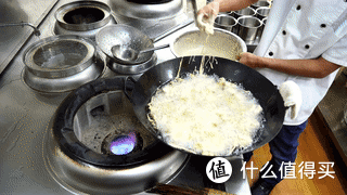 【春节特辑】王刚教你:年菜之“炸酥肉”的家常做法,年菜的桌上又多一道菜