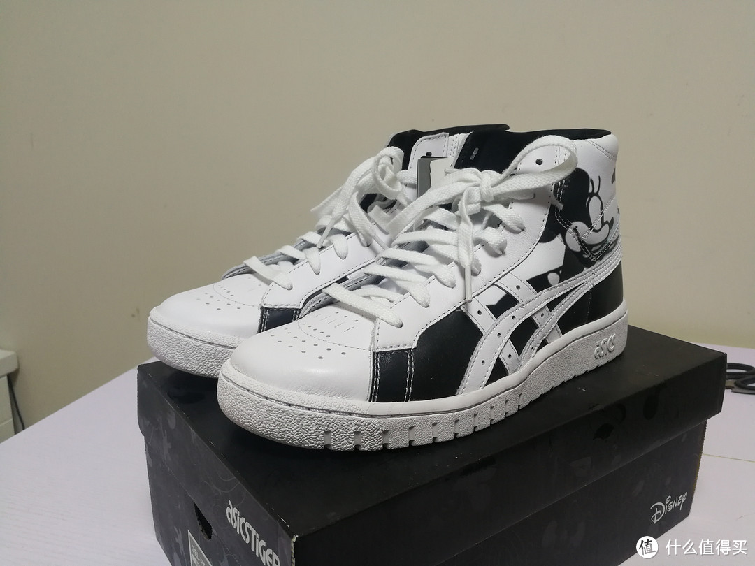 当泽北荣治碰到米奇老鼠——Asics Tiger 迪士尼联名款 Gel-PTG MT 开箱