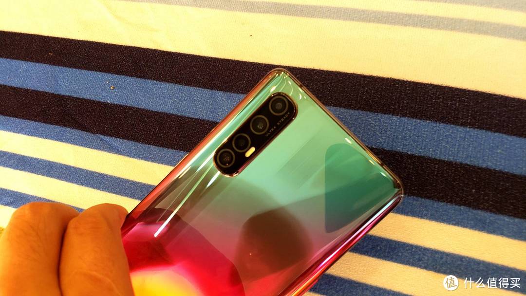 OPPO Reno3 Pro上手体验：不止轻薄，也很全能