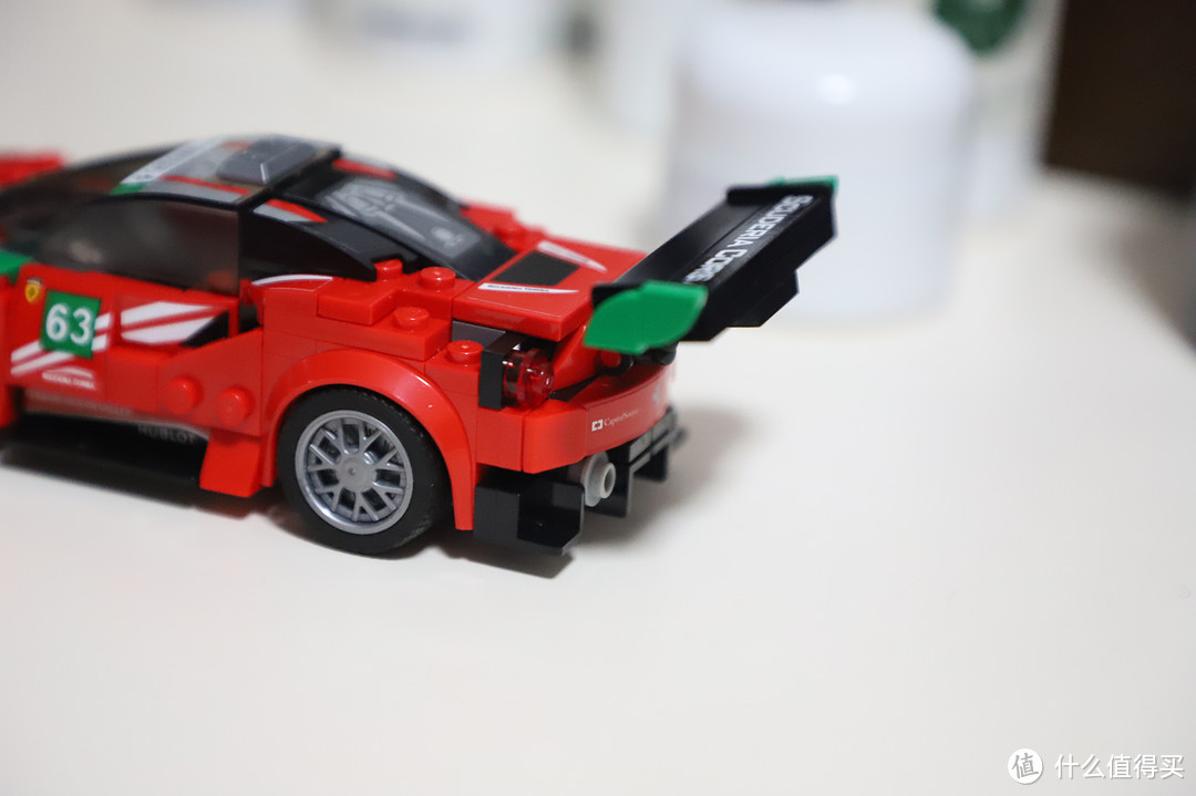 LEGO 法拉利 488 GT3 六颗粒冠军赛车也香