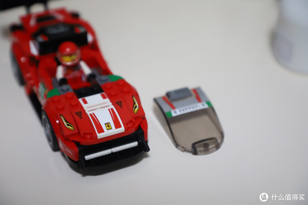 LEGO 法拉利 488 GT3 六颗粒冠军赛车也香