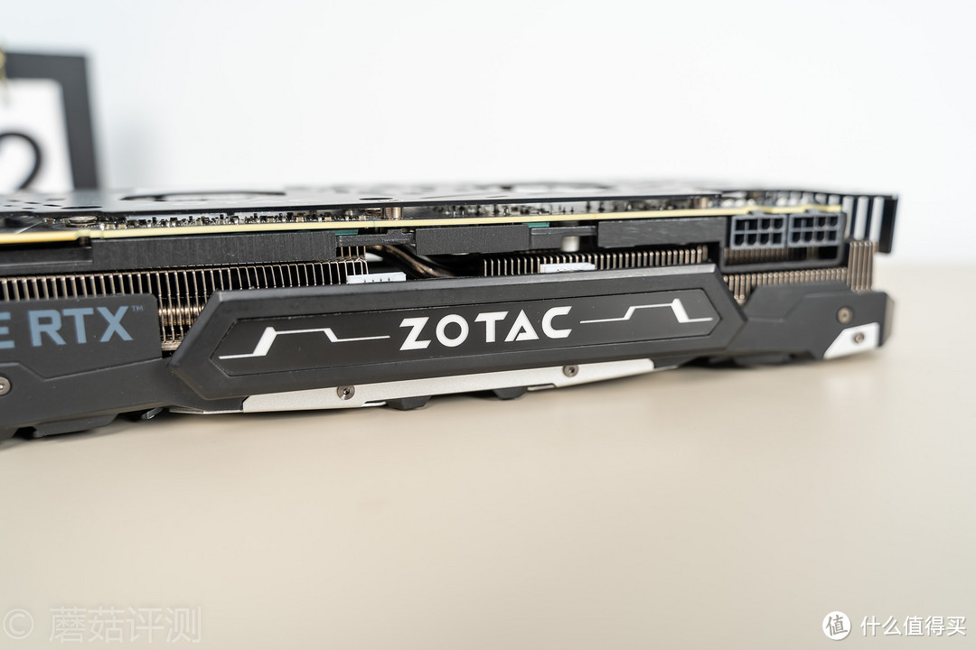 用料夸张，性能强大、索泰(ZOTAC)RTX2080super至尊PLUS OC显卡 评测