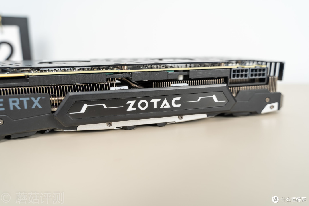 用料夸张,性能强大、索泰(ZOTAC)RTX2080super至尊PLUS OC显卡 评测