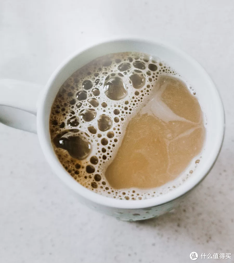 郭杰瑞的Fibo咖啡 柔和顺滑 |  真能重新定义速溶咖啡？