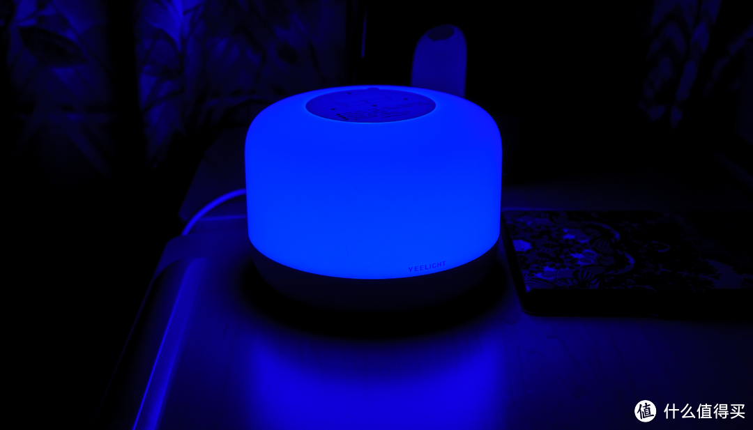 为我的黑夜又添设一个Apple HomeKit设备：Yeelight智能床头灯D2使用评测