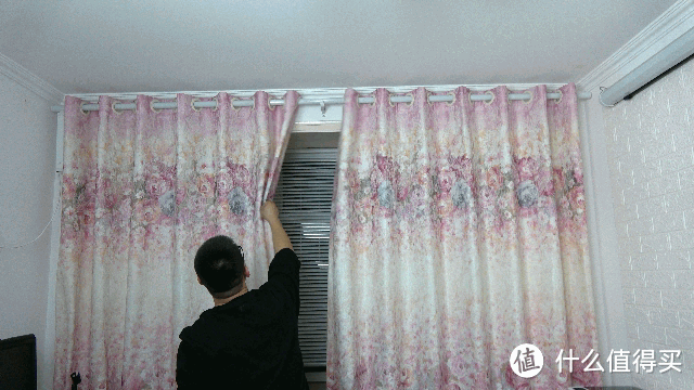 书房里折腾了智能窗帘后,离完美又近了一步!