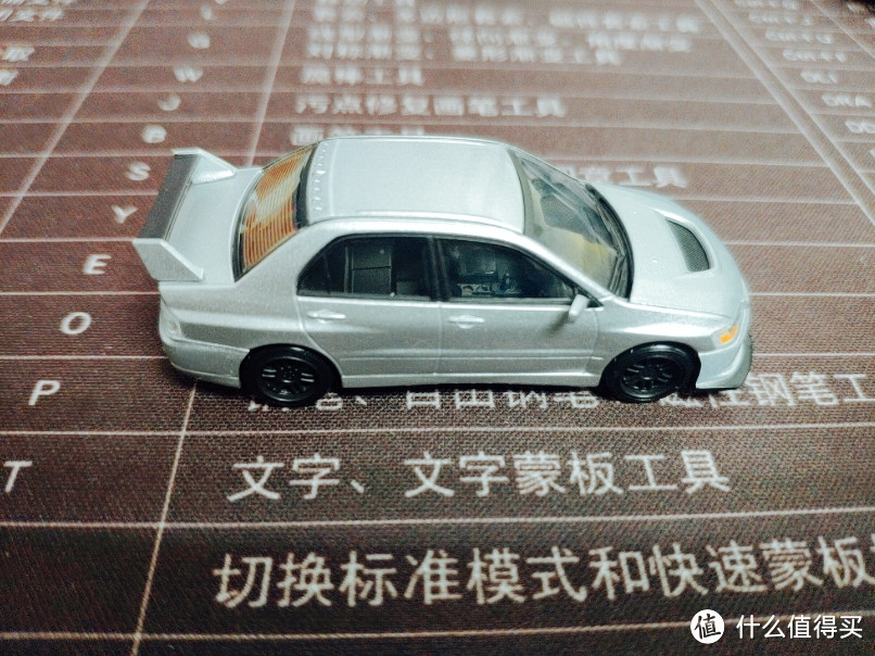 粗看 Y.E.S 1:64 三菱EVO9 车模 