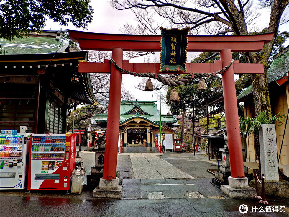 地铁到四谷三丁目3号出口出来，须贺神社圣地巡礼