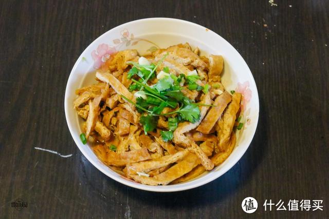 春节弟弟家请吃饭,弟媳做了10个菜,好吃又实惠,合胃口