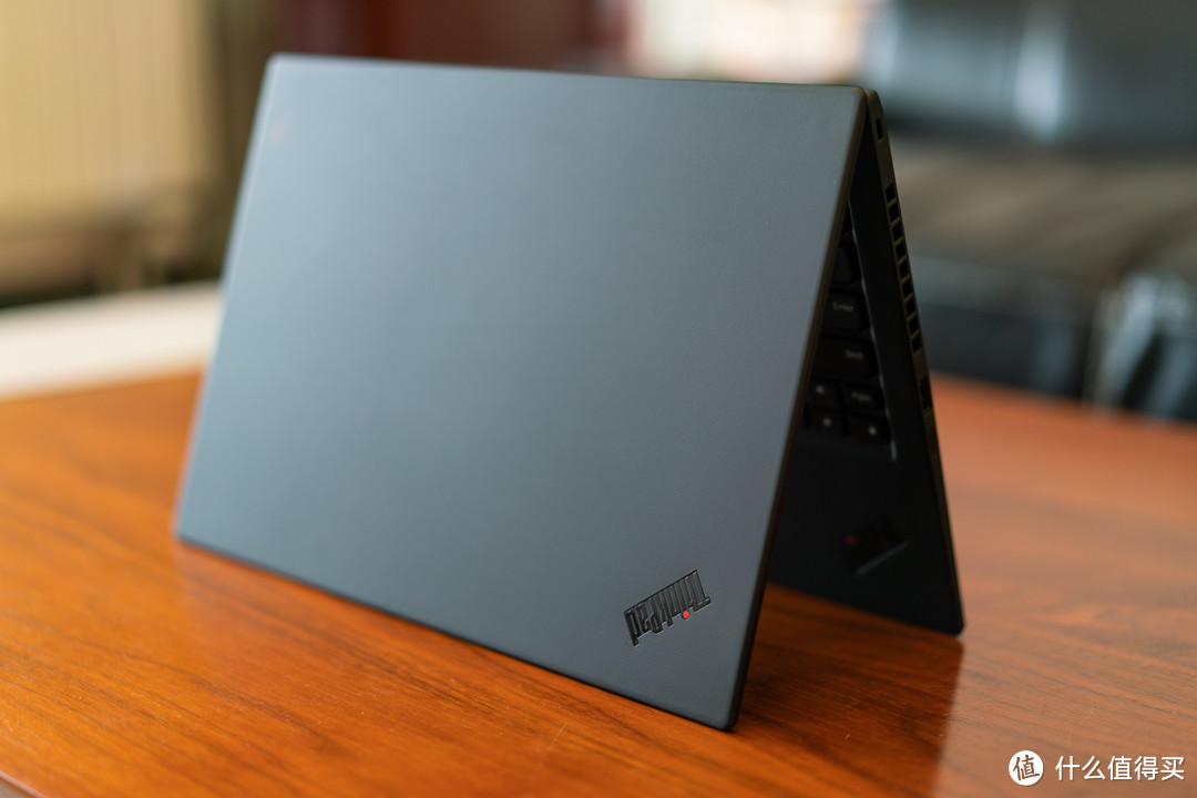 ￥2万块的小玩具：ThinkPad X1Carbon 2019开箱56图多角度解读