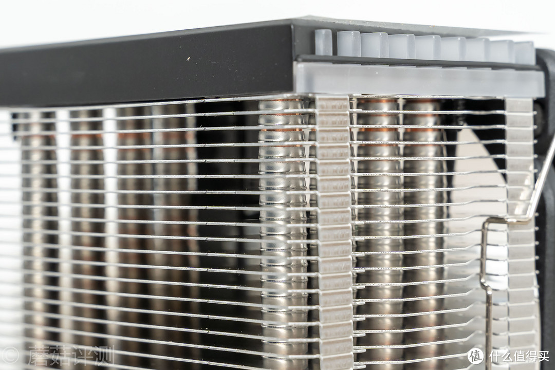 四根热管，体积不变，散热能力增强、乔思伯（JONSBO）CR-1400 塔式CPU散热器 评测