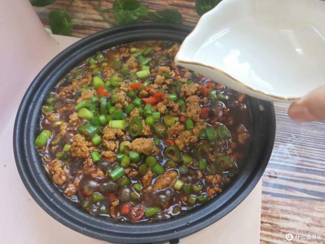 老公最近就迷它，三天两头点名吃，简单一做10分钟就好，鲜香美味