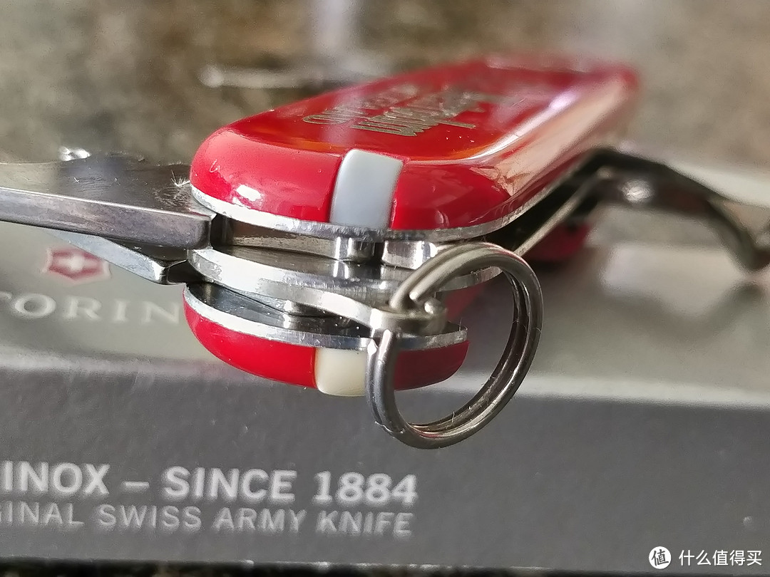瑞士军刀还真是个小工具包