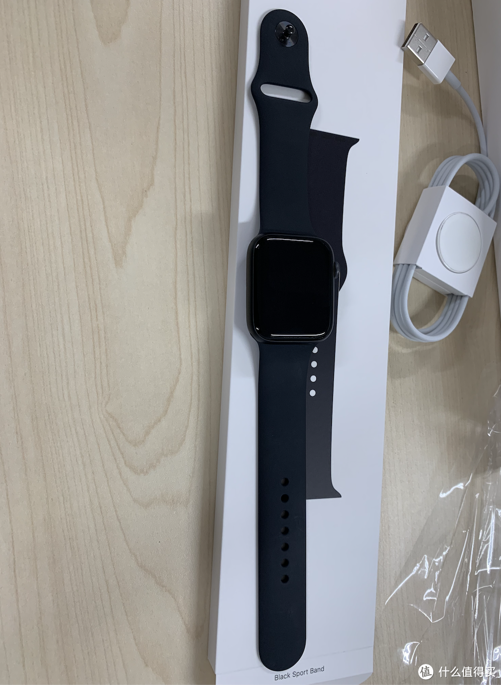 Apple Watch 4使用一个月，到底是鸡肋还是真香