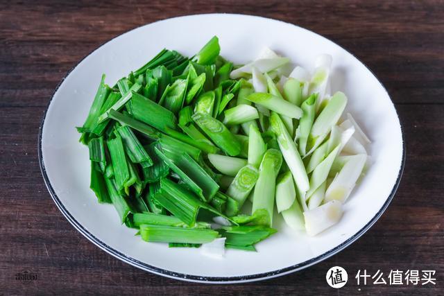 年前准备的宴客菜,客人不来了,中午炒了一盘,全家人吃了一顿