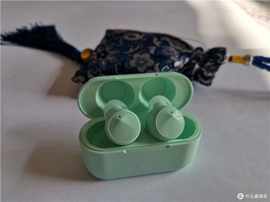 JEET Air Bass送女朋友的最好礼物