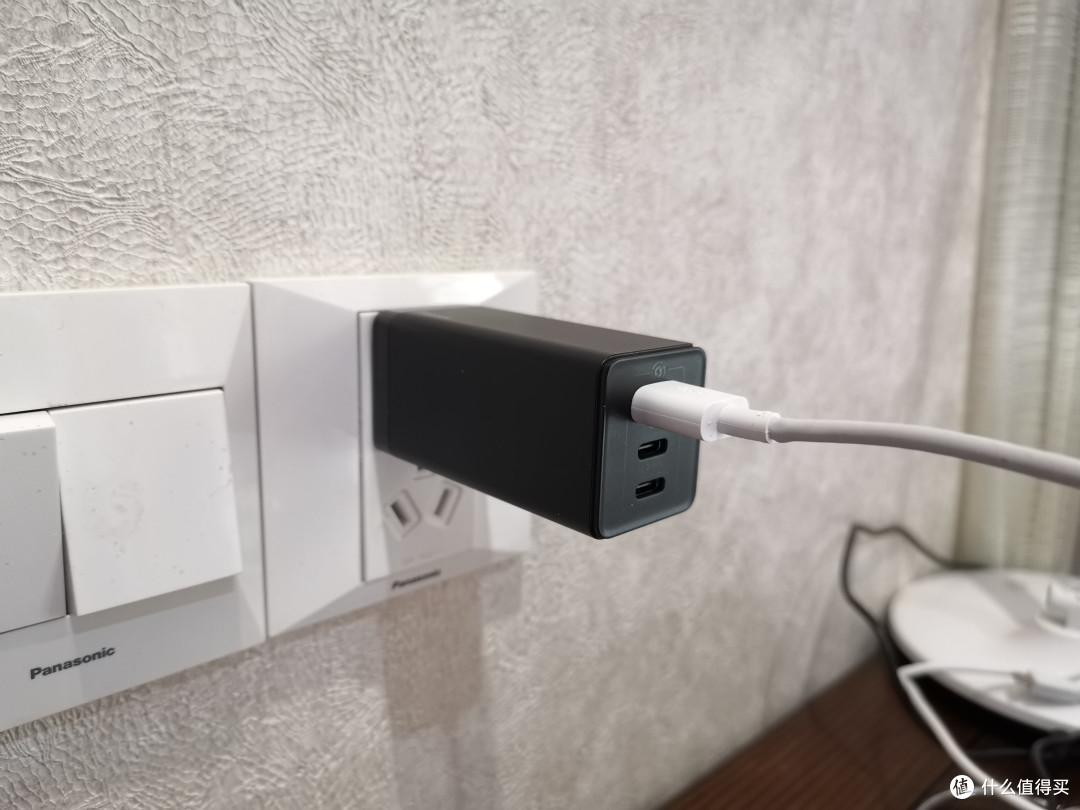体积小 发热少 兼容好 --倍思(氮化镓GaN)65W 2C1A快速充电器简单评测