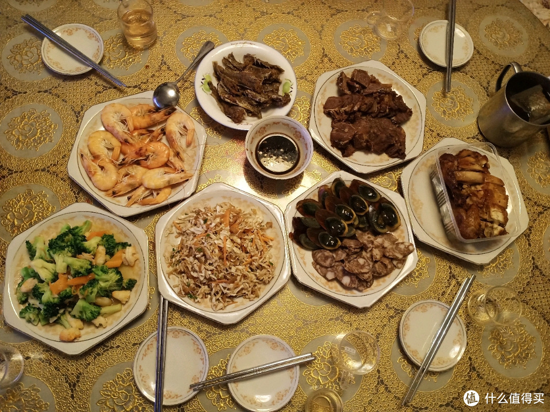 迟到的年夜饭,每年必修的胶东家庭风格的年夜饭分享(婆家篇)