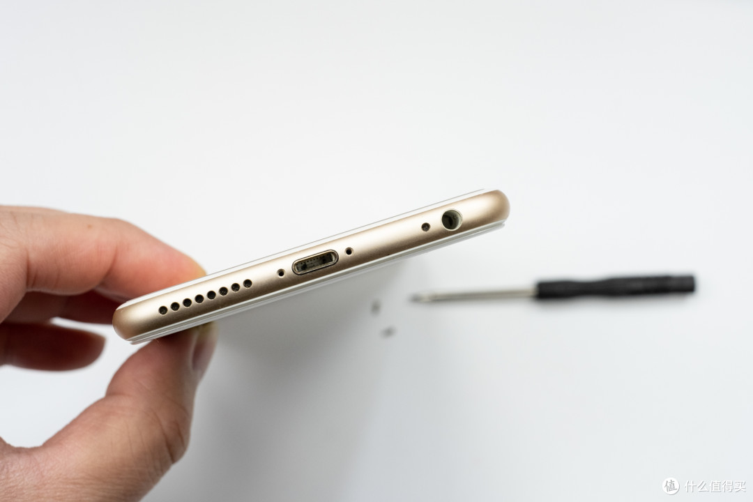 2020年为了撑到iPhone 5G时代到来,让5年前的iPhone 6s Plus继续满血复活
