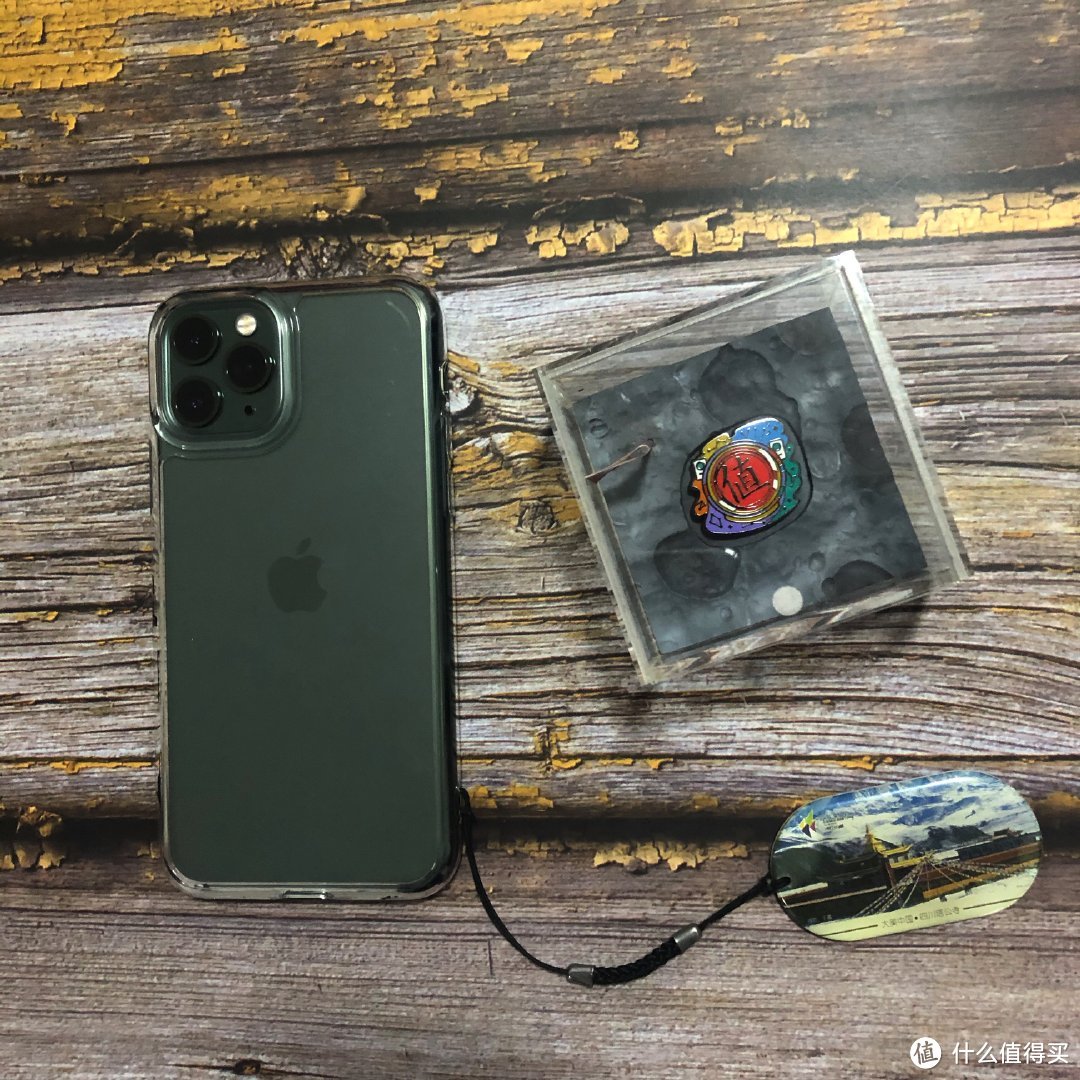 过年了给iPhone 11 Pro换新衣服啦！ — Benks蓝宝石膜、玻璃壳晒单