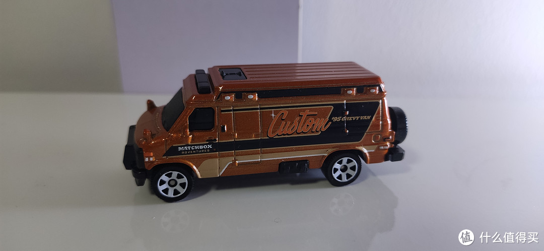 MB1052  Custom 95 Chevy Van