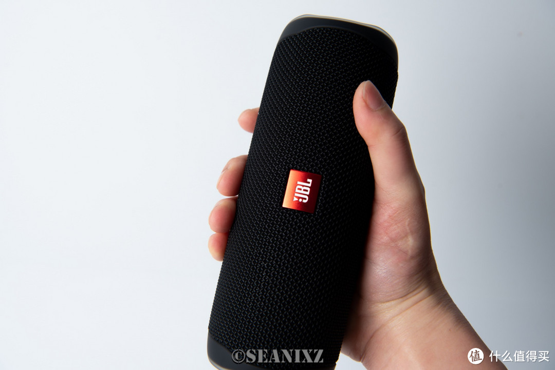 JBL FLIP5 音乐万花筒五代 蓝牙音箱 使用评测