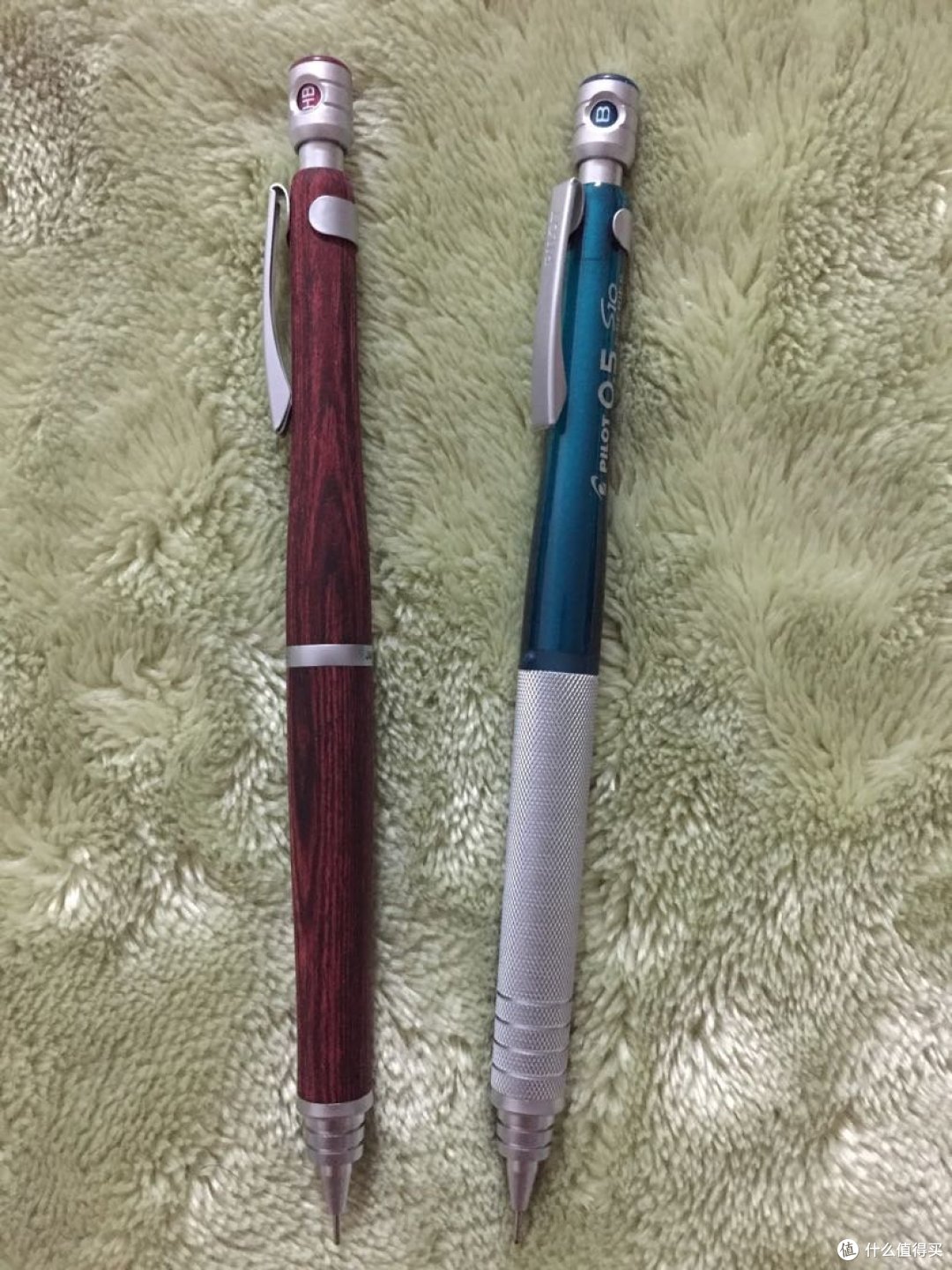 S10和S20唯一的区别是笔杆材质