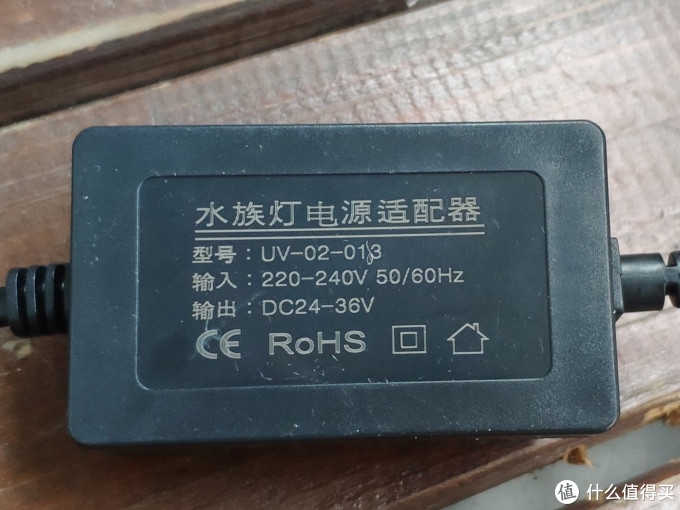 纯属瞎搞,DIY简易紫外线口罩消毒箱