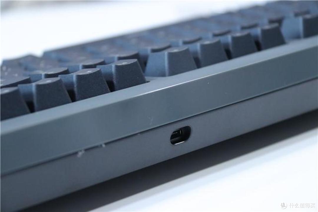 无线机械键盘首选，多模一键切换！TT G821飞行家体验