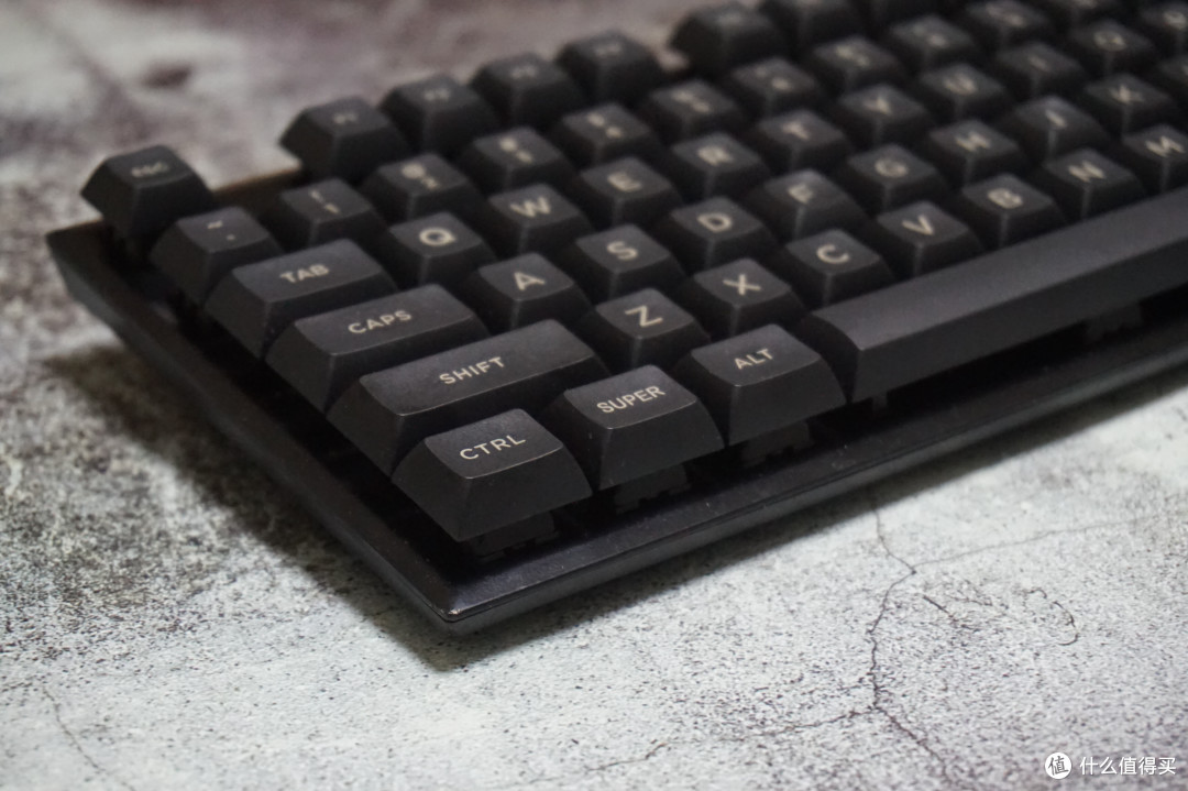 键帽不应该只是能用就好—pbt纯黑dsa键帽开箱体验