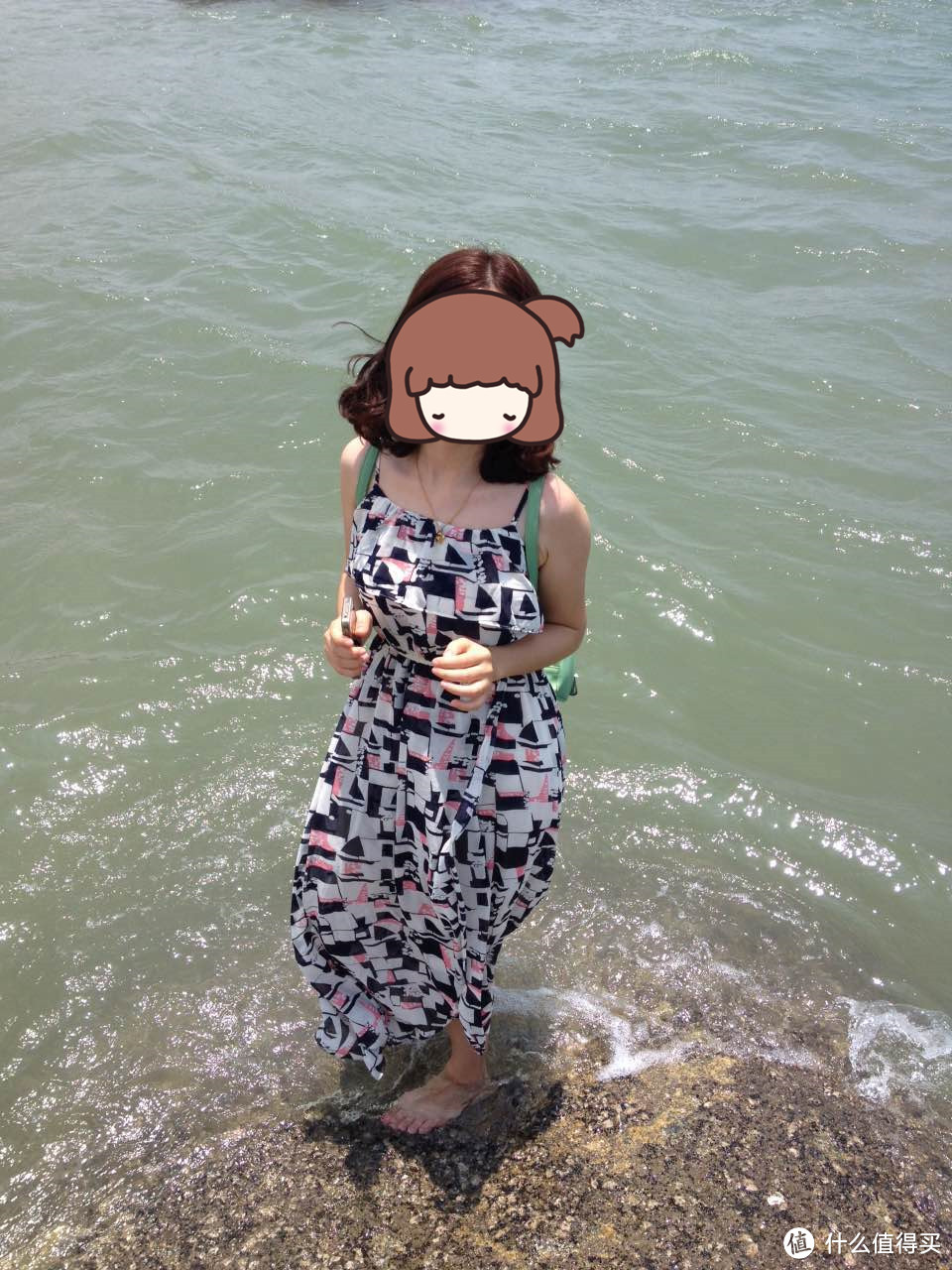 这张是在海边，裙子是拉夏贝尔的。