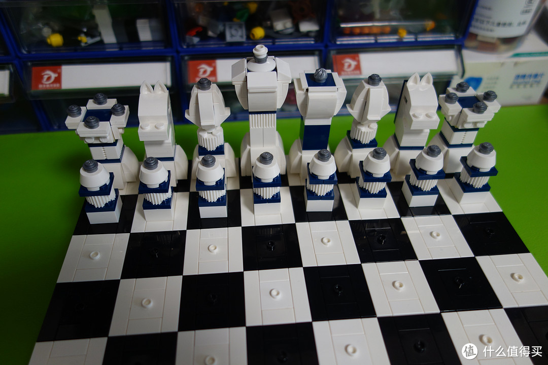 打发时间的利器——乐高 40174 国际象棋