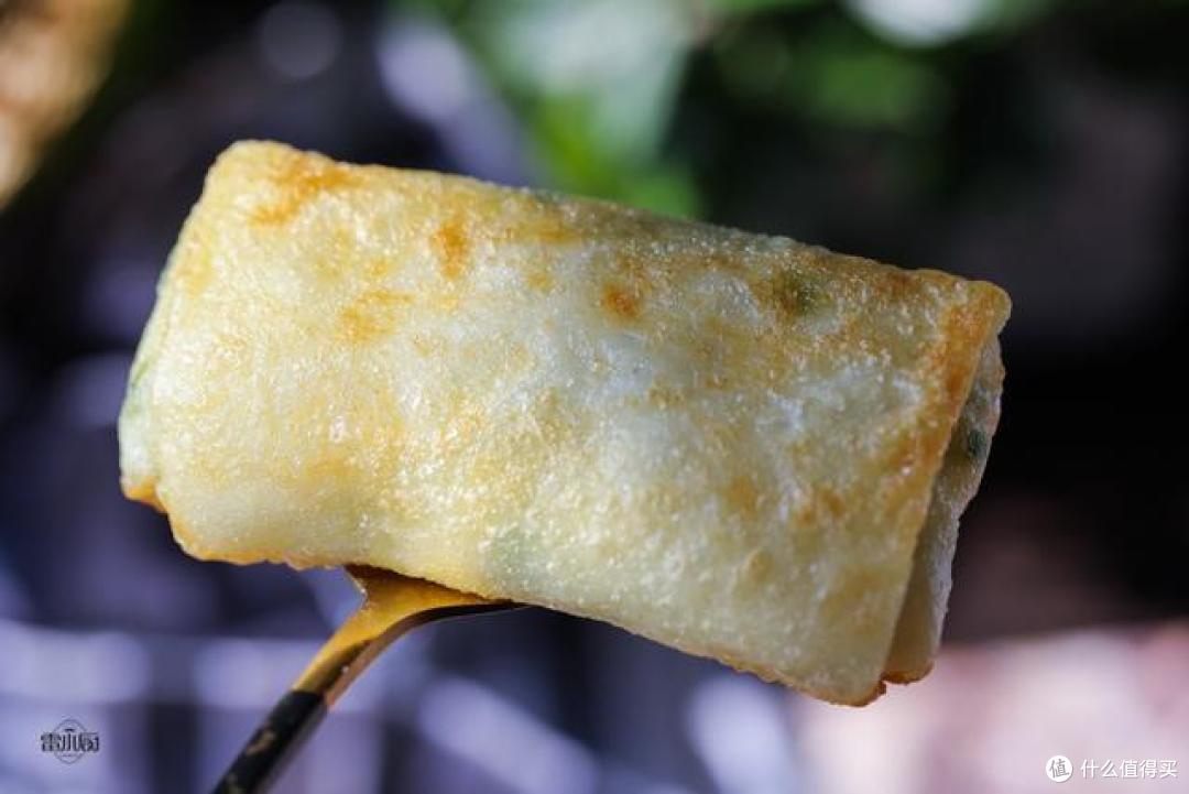 韭菜盒子最简单的做法,搅一搅煎一煎,皮薄馅大吃不够