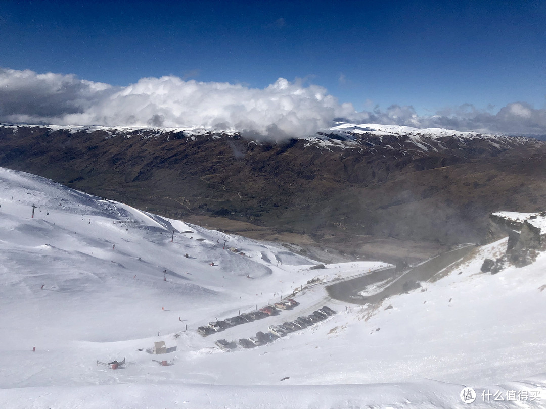 左下是公园雪道