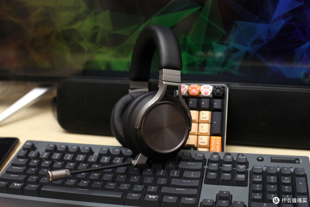 这才是旗舰级耳机该有的样子,海盗船VIRTUOSO RGB WIRELESS SE鉴赏家